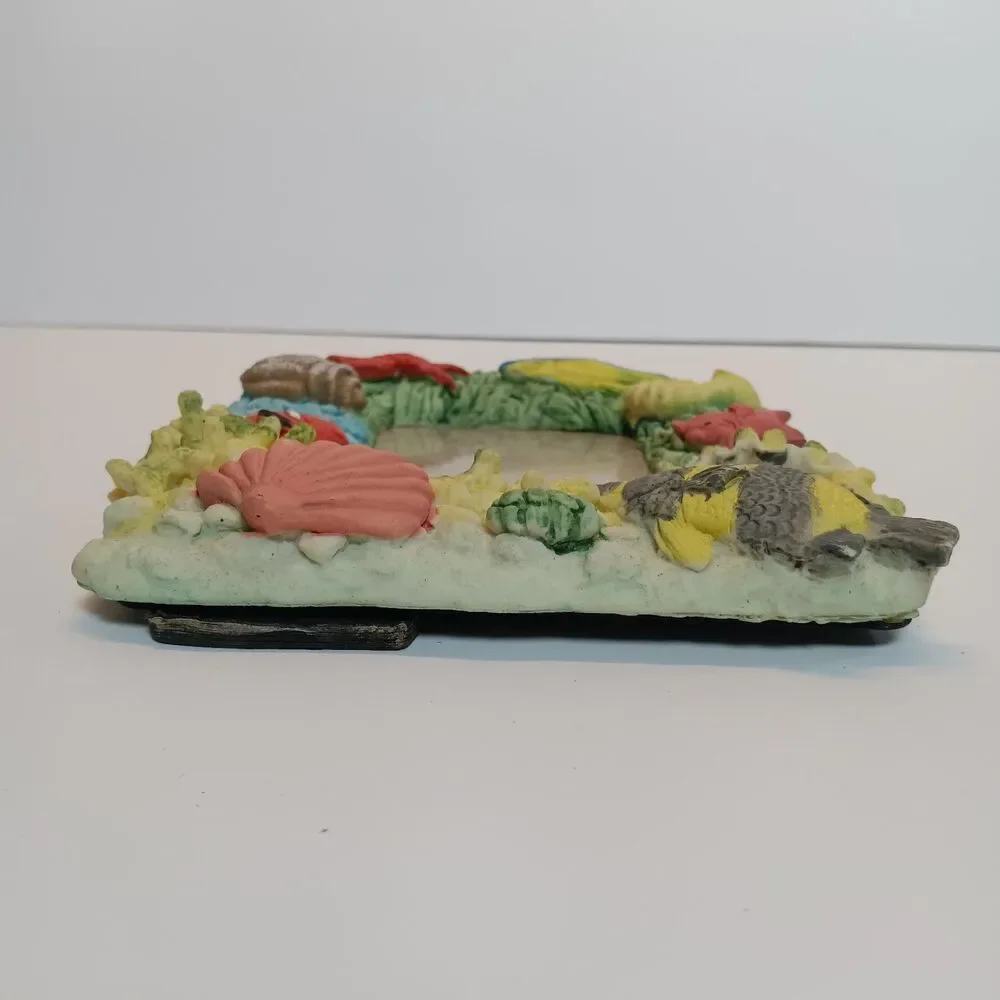 3D Novelty Aquatic Picture Frame Starfish Seashells Coral Clown Fish Seaweed